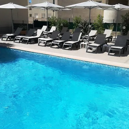 Ibis Budget Hotel 2*